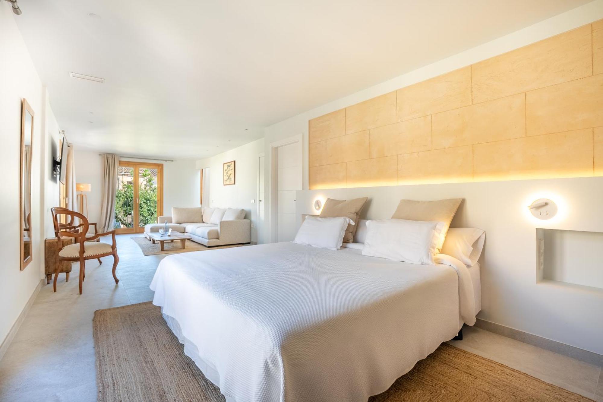 Hotel Boutique Can Pocovi Sant Llorenc Des Cardassar Bagian luar foto